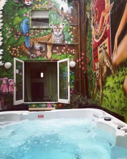 Brighton Parlourama with Hot Tub - Sleeps 18 - Brighton & Hove - 0