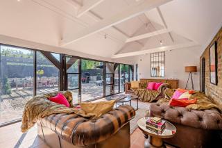 The Willows by Bloom Stays - 1