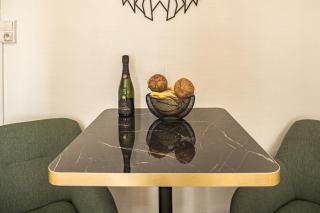 Voltaire Lion Suite - 5 min Hypercentre - Parking Privé - Troyes - 4