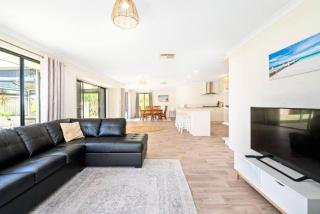 Sandpiper House - Family & Pet Friendly - Broadwater - 8
