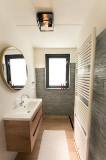 6P Vrijstaand Huis met royale tuin en Hottub - Ewijk - 1