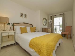 Pass the Keys Stylish comfortable apartment in central Kingston - Kingston upon Thames - 8