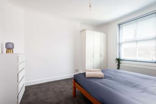King's Cross 2 bed flat, 2nd Floor in St Pancras - London - 4
