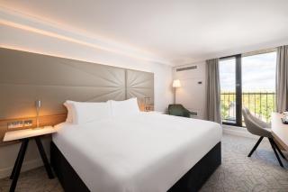 Hilton Birmingham Metropole Hotel - 4