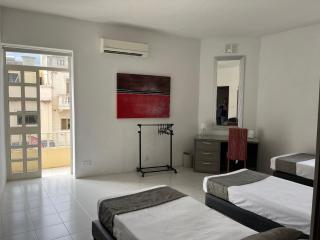 New Aurora Room 1, Huge private bedroom en-suite - Is-Swieqi - 5