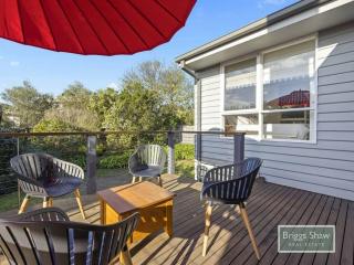 Ode to Glittering Bay - Blairgowrie - 6