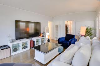 Long Beach Vacation Rental Walk to Beach and Shops - 5