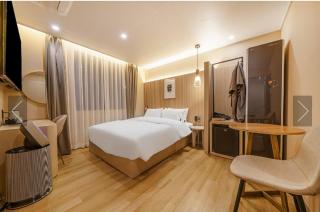 Brown Dot Hotel Yeonsan - Busan - 5