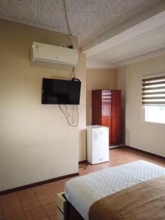 Hotel Ebenezer - Santo Domingo de los Colorados - 2