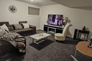 BlissfulAbode Basement Suite - Airdrie - 4