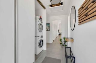 New And Modern Holiday Home With Hot Tub - 6