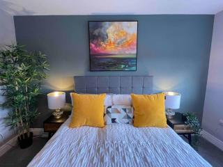 Luxury 1 bed Flat + sofa bed- Dudley - 8