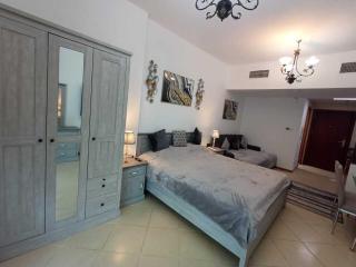 Diamond 2 Tower Marina Apartment - 3