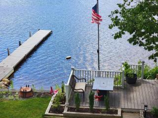 Cozy Lake Cottage - Charlton - 4