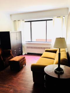 Stylish Montreal Apartment: Comfortable Stay in the Golden Square Mile - Montreal - 6