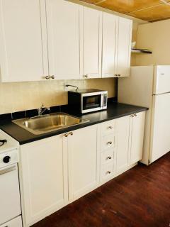 Stylish Montreal Apartment: Comfortable Stay in the Golden Square Mile - Montreal - 1