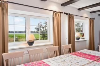 GUT KLETKAMP "Altes Backhaus" - Freistehendes Landhaus mit 7 Schlafzimmern I Kamin I Garten & Terrasse I 15 Min zur Ostsee I Parkplätze I Hundefreundlich I Bar I WLAN - Kletkamp - 4