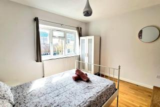 5 SLEEPER CLOSE TO OLD STREET/ SHOREDITCH - London - 3