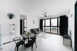 NEW Infinity Pool 3 Bedrooms 2 Carparks - Jelutong - 3