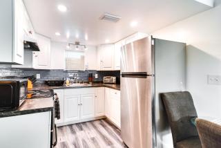 Remodeled Seminole Apt and Yard 3 Mi to Beach! - Redington Shores - 1