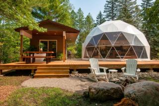 Luxury on the Edge of Traverse City -4 - Williamsburg - 9