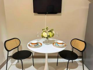 Cozy 1BR in BGC with Great View - Manila - 5