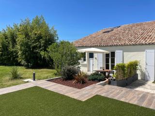 Gite confortable avec terrasse et piscine - 5
