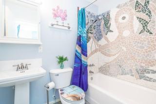Why Knot Getaway…Rooftop with WaterView! Unit E - Beaufort - 4