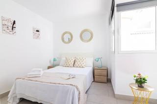 Salamanca Apartments! - 8