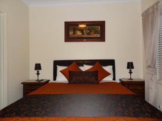 Hahndorf Oak Tree Cottages - Hahndorf - 6