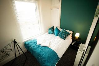 Spacious Sea-View Flat with Easy Invest - 6