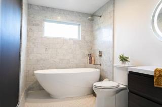 Westside Paso Wine Trail Guest House with firepit, BBQ on lavender farm - 7