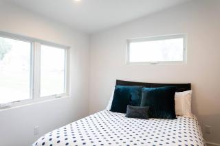 Westside Paso Wine Trail Guest House with firepit, BBQ on lavender farm - 2