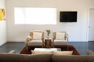 Westside Paso Wine Trail Guest House with firepit, BBQ on lavender farm - 3