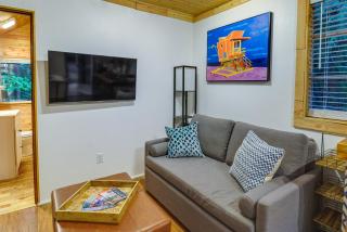 Adorable A-Frame Cabin, Steps to Lake Cushman! - 3