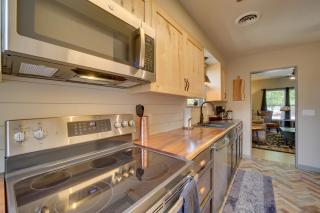 Less Than 1 Mi to Dtwn Home with Deck in Clarkdale! - Clarkdale - 2