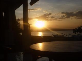 Tambun Sari Beach Homestay - Amed - 2