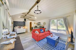 Eureka Vacation Rental Steps to Creek and Fishing! - Eureka - 8