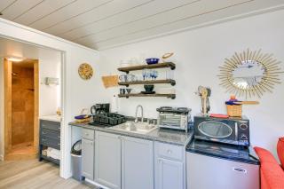 Eureka Vacation Rental Steps to Creek and Fishing! - Eureka - 1