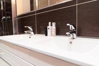 Prague Marina River View Apartment Close To City Centre FREE PARKING - Prag - 2