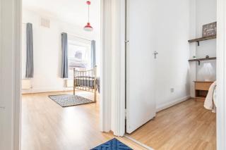 Large, Bright and Spacious 3 Bed Flat in London - Londra - 7