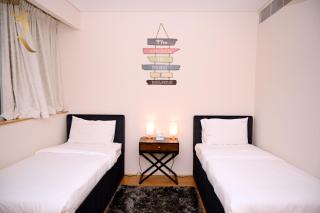 Your 2BR Luna Retreat with Beach Access in Al Rahba - Abu Dabi - 1