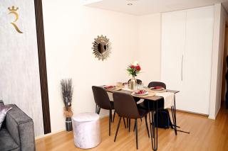 Luna Modern 2BR Apartment in Beach Access - Abu Dhabi - 1
