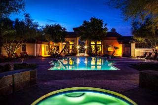 Luxury Vacation Rentals by Meridian CondoResorts - Scottsdale - 0