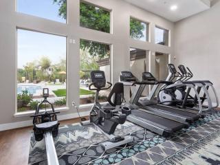 Luxury Vacation Rentals by Meridian CondoResorts - Scottsdale - 2