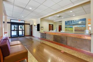 Best Western Golden Prairie Inn and Suites - Sidney - 9