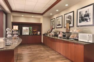 Hampton Inn & Suites Mystic - 3