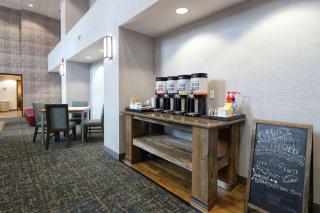 Hampton Inn & Suites Tucson East - 4