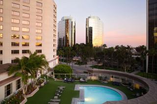 Hilton Long Beach Hotel - Long Beach - 8