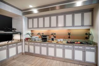 Hilton Garden Inn Louisville East - 2